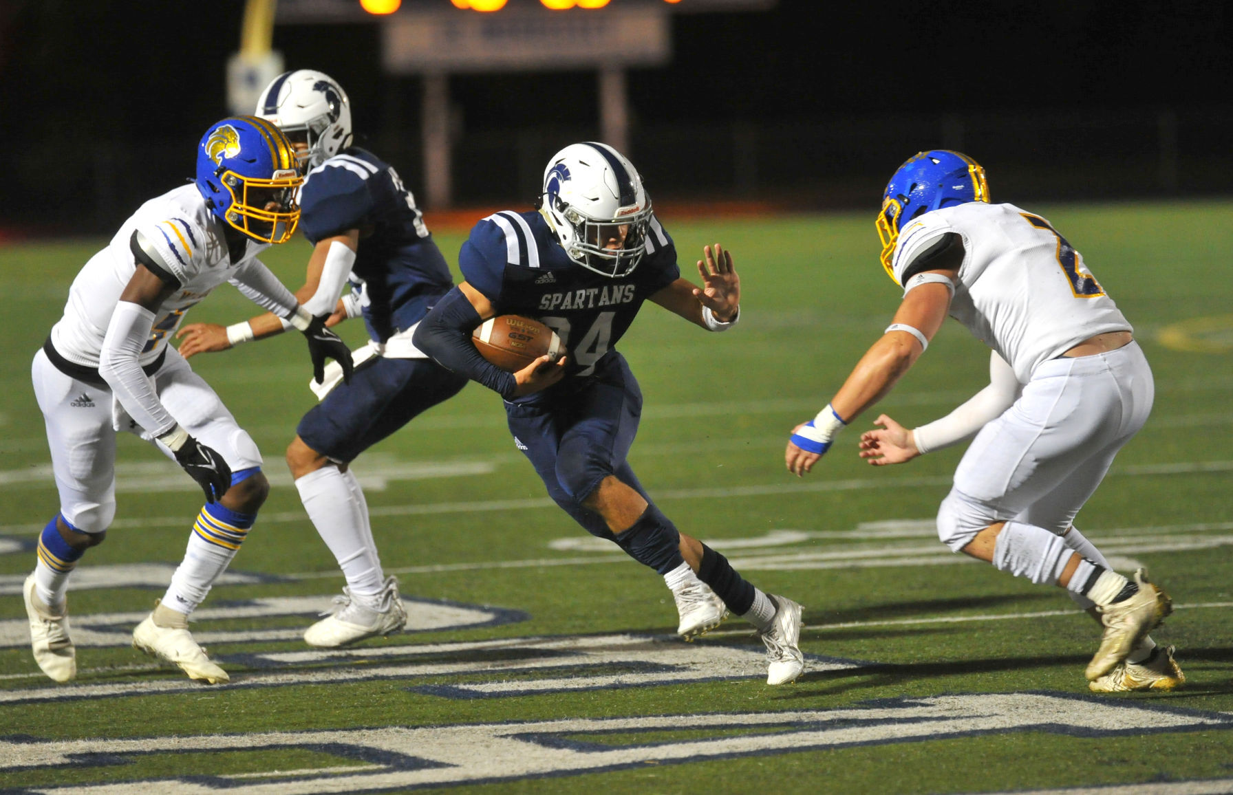 092421-qc-spt-north-pv fball